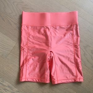 All Access Center Stage Biker Short size L